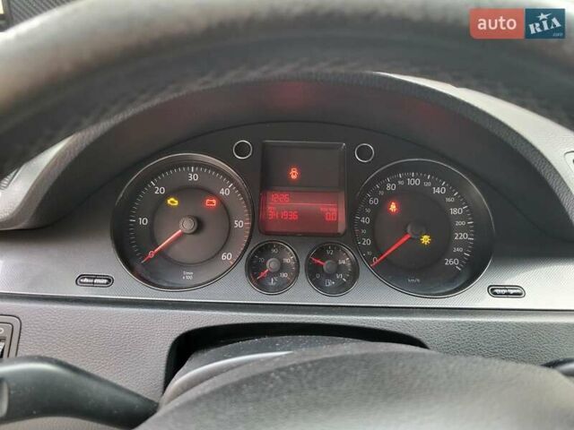 Білий Фольксваген Пассат, об'ємом двигуна 1.9 л та пробігом 341 тис. км за 7000 $, фото 5 на Automoto.ua
