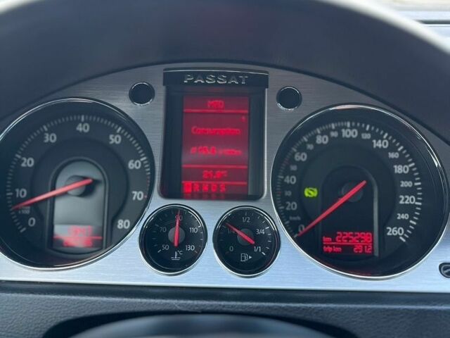 Белый Фольксваген Пассат, объемом двигателя 1.98 л и пробегом 225 тыс. км за 7000 $, фото 25 на Automoto.ua