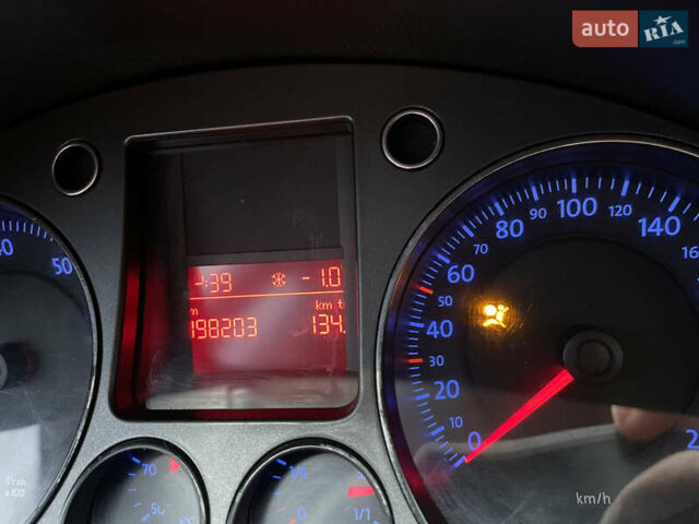 Белый Фольксваген Пассат, объемом двигателя 1.8 л и пробегом 192 тыс. км за 7700 $, фото 5 на Automoto.ua