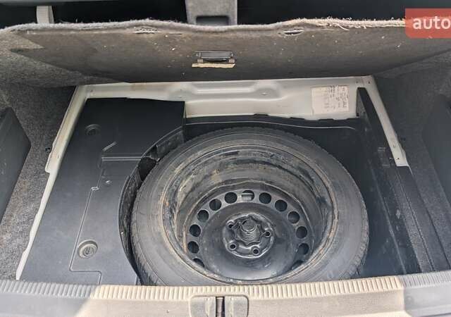 Білий Фольксваген Пассат, об'ємом двигуна 1.8 л та пробігом 224 тис. км за 6999 $, фото 34 на Automoto.ua