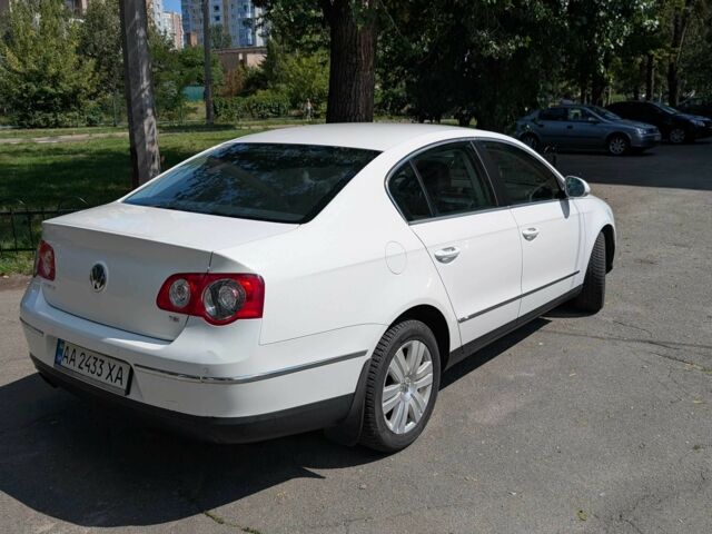 Белый Фольксваген Пассат, объемом двигателя 1.8 л и пробегом 183 тыс. км за 6500 $, фото 9 на Automoto.ua