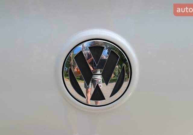 Білий Фольксваген Пассат, об'ємом двигуна 1.8 л та пробігом 224 тис. км за 6999 $, фото 42 на Automoto.ua