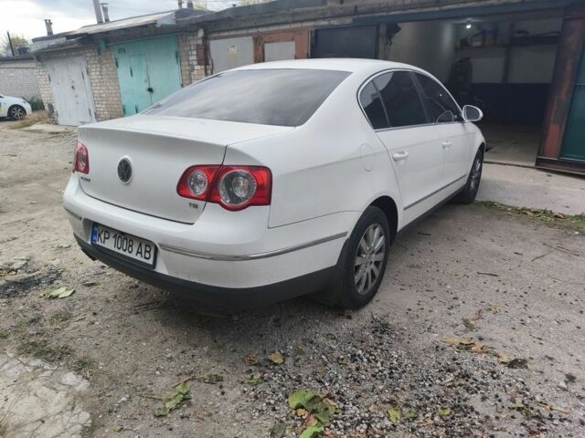 Белый Фольксваген Пассат, объемом двигателя 1.8 л и пробегом 260 тыс. км за 5900 $, фото 4 на Automoto.ua