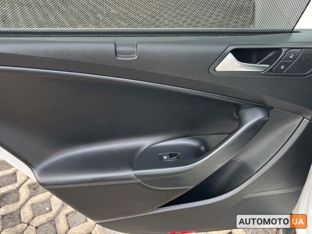 Белый Фольксваген Пассат, объемом двигателя 2 л и пробегом 105 тыс. км за 9999 $, фото 9 на Automoto.ua