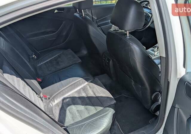 Білий Фольксваген Пассат, об'ємом двигуна 1.8 л та пробігом 224 тис. км за 6999 $, фото 26 на Automoto.ua