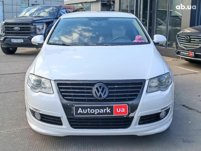 Белый Фольксваген Пассат, объемом двигателя 2 л и пробегом 387 тыс. км за 8840 $, фото 1 на Automoto.ua