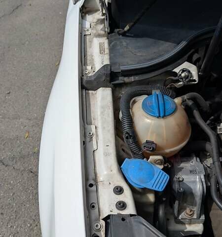 Білий Фольксваген Пассат, об'ємом двигуна 1.8 л та пробігом 224 тис. км за 6999 $, фото 37 на Automoto.ua