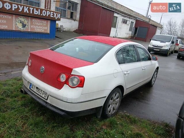 Белый Фольксваген Пассат, объемом двигателя 1.8 л и пробегом 282 тыс. км за 5500 $, фото 4 на Automoto.ua