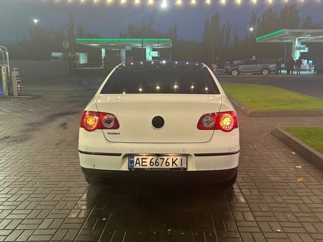 Белый Фольксваген Пассат, объемом двигателя 1.8 л и пробегом 1 тыс. км за 4800 $, фото 4 на Automoto.ua