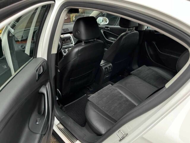 Белый Фольксваген Пассат, объемом двигателя 0 л и пробегом 1 тыс. км за 5300 $, фото 5 на Automoto.ua