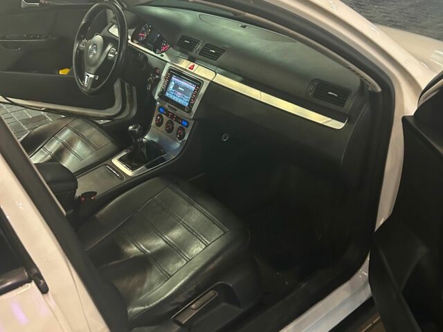 Белый Фольксваген Пассат, объемом двигателя 1.8 л и пробегом 1 тыс. км за 4800 $, фото 14 на Automoto.ua