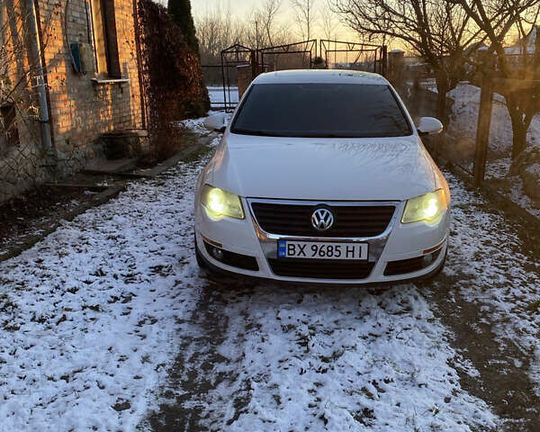 Белый Фольксваген Пассат, объемом двигателя 2 л и пробегом 260 тыс. км за 8800 $, фото 10 на Automoto.ua