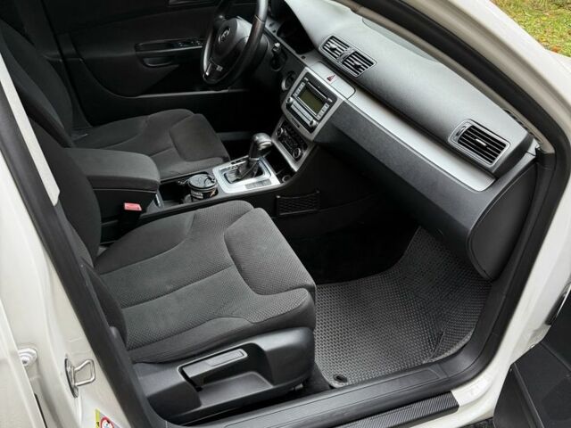 Білий Фольксваген Пассат, об'ємом двигуна 1.8 л та пробігом 307 тис. км за 6900 $, фото 9 на Automoto.ua