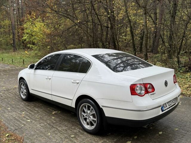 Білий Фольксваген Пассат, об'ємом двигуна 1.8 л та пробігом 307 тис. км за 6900 $, фото 4 на Automoto.ua