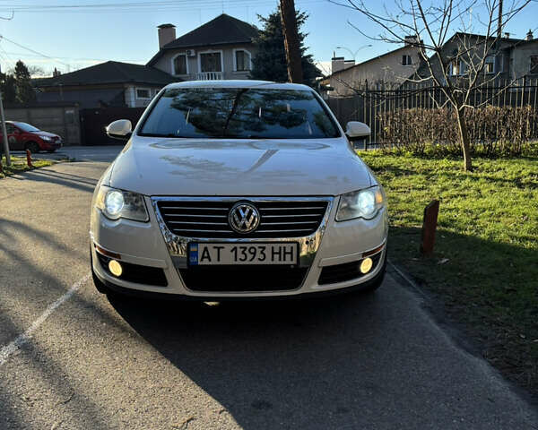 Белый Фольксваген Пассат, объемом двигателя 1.98 л и пробегом 277 тыс. км за 9000 $, фото 9 на Automoto.ua
