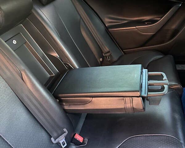 Белый Фольксваген Пассат, объемом двигателя 2 л и пробегом 260 тыс. км за 8800 $, фото 7 на Automoto.ua