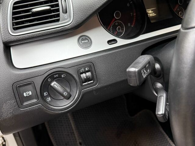 Білий Фольксваген Пассат, об'ємом двигуна 1.8 л та пробігом 307 тис. км за 6900 $, фото 12 на Automoto.ua