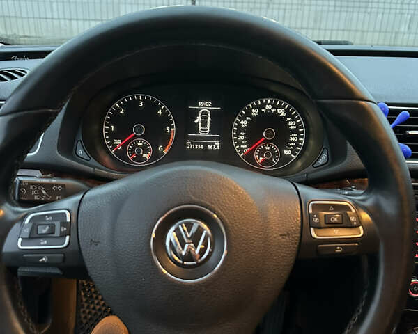 Білий Фольксваген Пассат, об'ємом двигуна 2 л та пробігом 270 тис. км за 9550 $, фото 13 на Automoto.ua