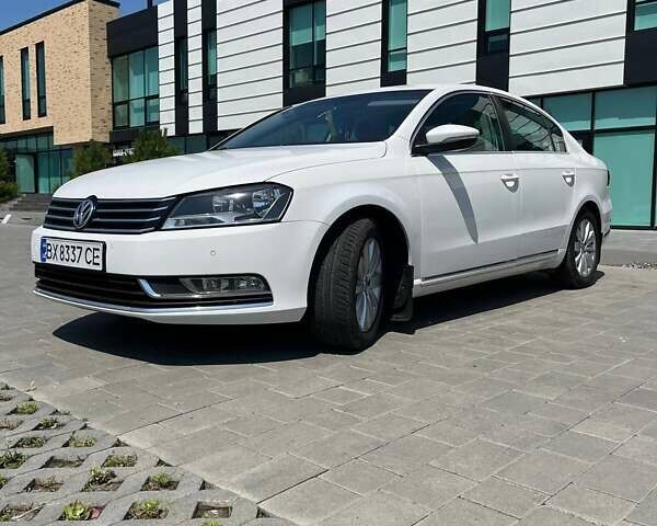 Белый Фольксваген Пассат, объемом двигателя 1.97 л и пробегом 260 тыс. км за 10000 $, фото 1 на Automoto.ua