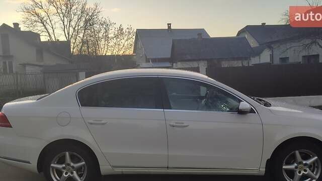 Белый Фольксваген Пассат, объемом двигателя 1.39 л и пробегом 170 тыс. км за 8500 $, фото 7 на Automoto.ua