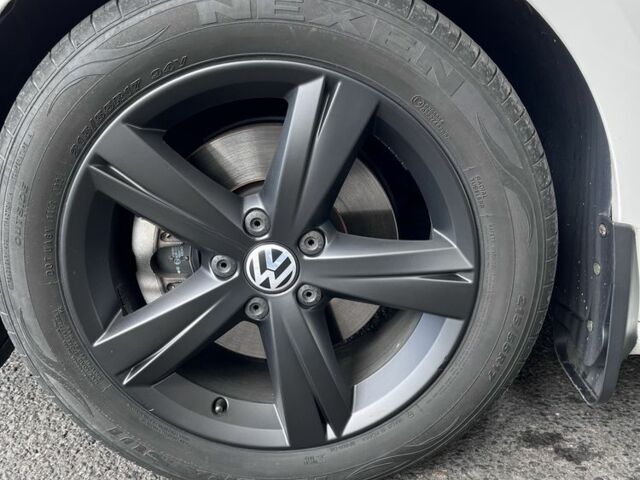 Белый Фольксваген Пассат, объемом двигателя 2 л и пробегом 190 тыс. км за 12000 $, фото 15 на Automoto.ua