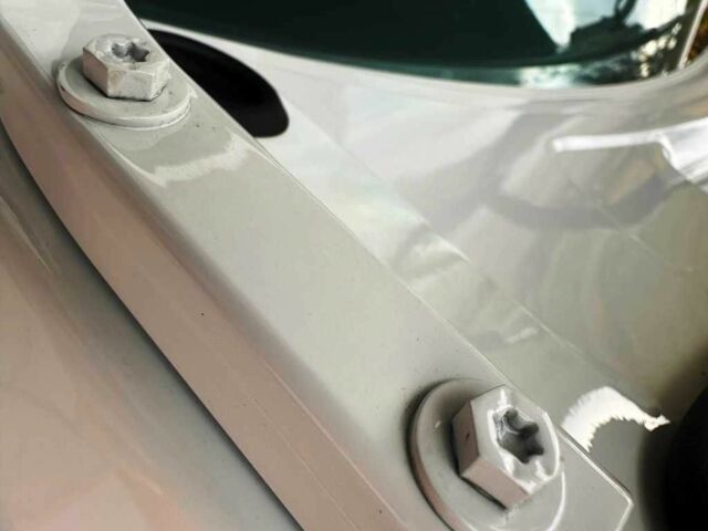 Белый Фольксваген Пассат, объемом двигателя 2.5 л и пробегом 228 тыс. км за 8700 $, фото 5 на Automoto.ua