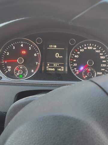 Белый Фольксваген Пассат, объемом двигателя 1.39 л и пробегом 170 тыс. км за 8500 $, фото 1 на Automoto.ua