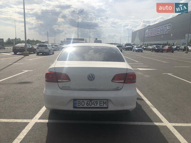 Білий Фольксваген Пассат, об'ємом двигуна 1.6 л та пробігом 275 тис. км за 9100 $, фото 1 на Automoto.ua