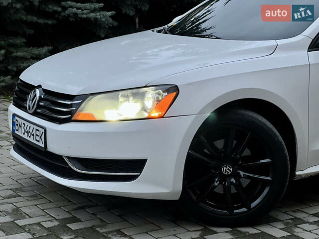 Белый Фольксваген Пассат, объемом двигателя 2.5 л и пробегом 295 тыс. км за 7999 $, фото 7 на Automoto.ua