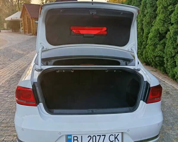 Білий Фольксваген Пассат, об'ємом двигуна 1.8 л та пробігом 139 тис. км за 11500 $, фото 20 на Automoto.ua