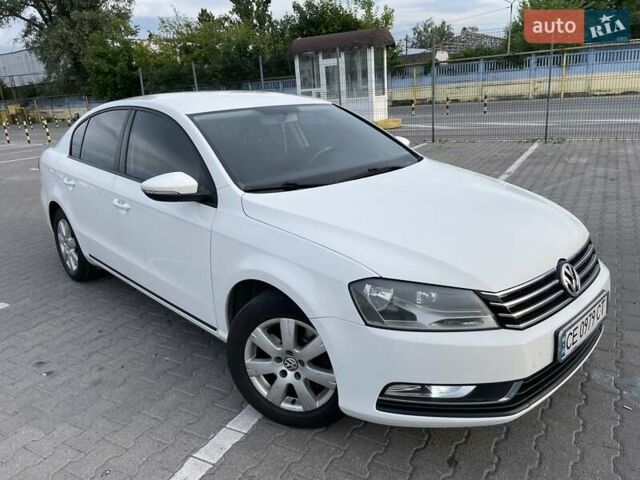 Білий Фольксваген Пассат, об'ємом двигуна 1.6 л та пробігом 235 тис. км за 9900 $, фото 17 на Automoto.ua