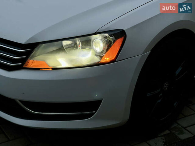 Белый Фольксваген Пассат, объемом двигателя 2.5 л и пробегом 295 тыс. км за 7999 $, фото 8 на Automoto.ua