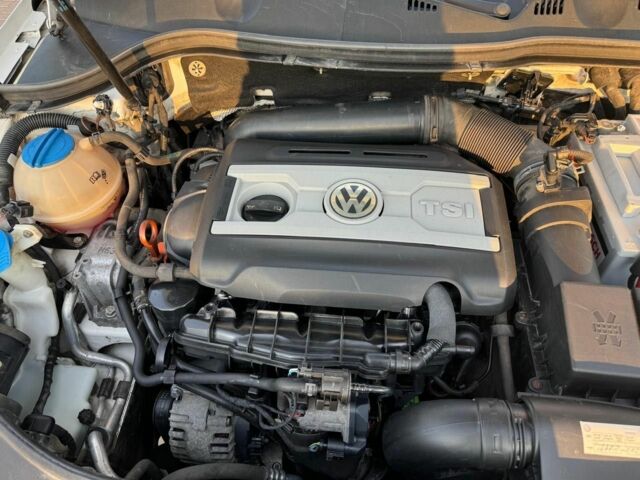 Белый Фольксваген Пассат, объемом двигателя 1.8 л и пробегом 216 тыс. км за 9000 $, фото 7 на Automoto.ua