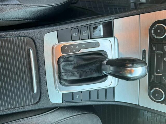 Белый Фольксваген Пассат, объемом двигателя 1.8 л и пробегом 216 тыс. км за 9000 $, фото 8 на Automoto.ua