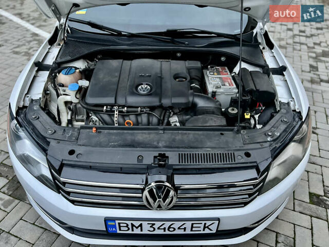 Белый Фольксваген Пассат, объемом двигателя 2.5 л и пробегом 295 тыс. км за 7999 $, фото 24 на Automoto.ua