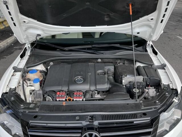 Белый Фольксваген Пассат, объемом двигателя 2 л и пробегом 190 тыс. км за 12000 $, фото 8 на Automoto.ua