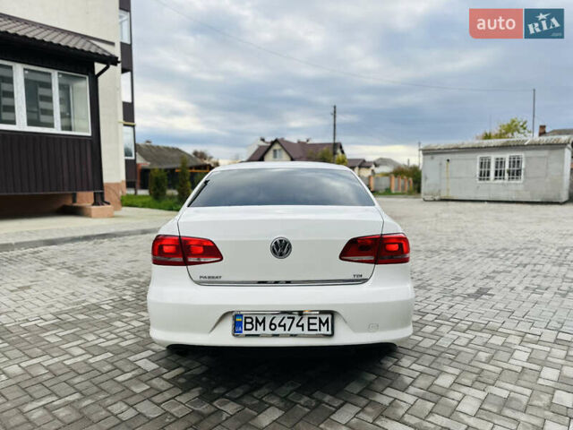 Білий Фольксваген Пассат, об'ємом двигуна 1.6 л та пробігом 285 тис. км за 10700 $, фото 3 на Automoto.ua