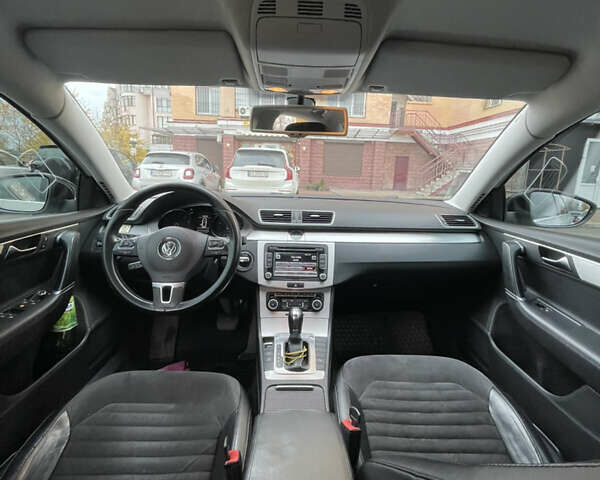 Белый Фольксваген Пассат, объемом двигателя 1.78 л и пробегом 220 тыс. км за 10300 $, фото 9 на Automoto.ua