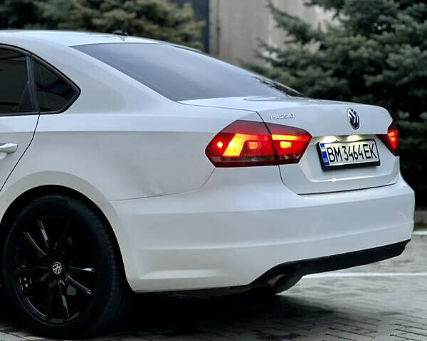 Белый Фольксваген Пассат, объемом двигателя 2.5 л и пробегом 295 тыс. км за 7999 $, фото 14 на Automoto.ua