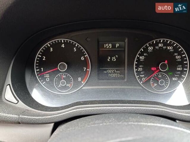 Білий Фольксваген Пассат, об'ємом двигуна 2.48 л та пробігом 230 тис. км за 9300 $, фото 5 на Automoto.ua