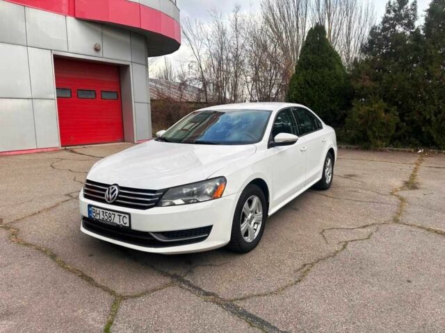 Белый Фольксваген Пассат, объемом двигателя 2.5 л и пробегом 228 тыс. км за 8700 $, фото 2 на Automoto.ua