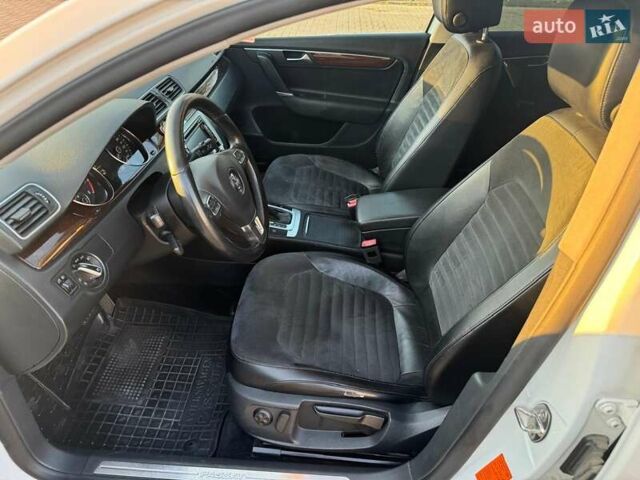 Білий Фольксваген Пассат, об'ємом двигуна 1.8 л та пробігом 218 тис. км за 9000 $, фото 1 на Automoto.ua