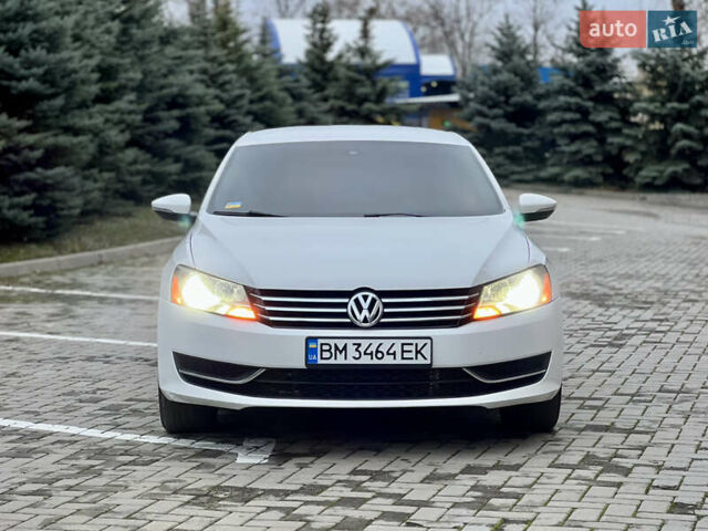 Белый Фольксваген Пассат, объемом двигателя 2.5 л и пробегом 295 тыс. км за 7999 $, фото 2 на Automoto.ua
