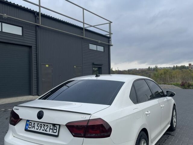 Белый Фольксваген Пассат, объемом двигателя 2.5 л и пробегом 319 тыс. км за 9950 $, фото 2 на Automoto.ua