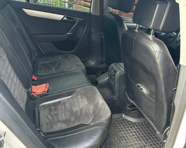 Белый Фольксваген Пассат, объемом двигателя 1.8 л и пробегом 175 тыс. км за 9200 $, фото 5 на Automoto.ua