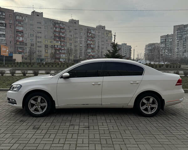 Білий Фольксваген Пассат, об'ємом двигуна 1.97 л та пробігом 222 тис. км за 10999 $, фото 3 на Automoto.ua