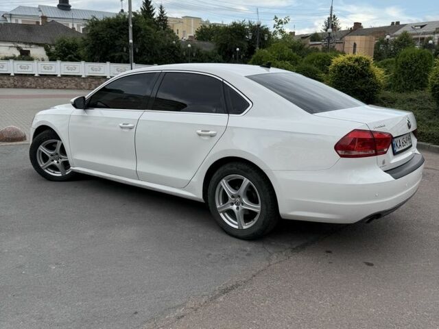 Белый Фольксваген Пассат, объемом двигателя 2.5 л и пробегом 221 тыс. км за 9500 $, фото 3 на Automoto.ua