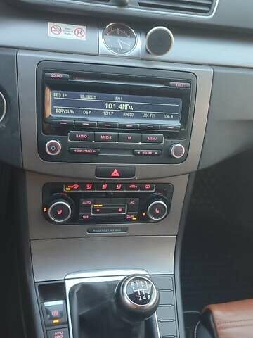 Белый Фольксваген Пассат, объемом двигателя 1.39 л и пробегом 170 тыс. км за 8500 $, фото 2 на Automoto.ua