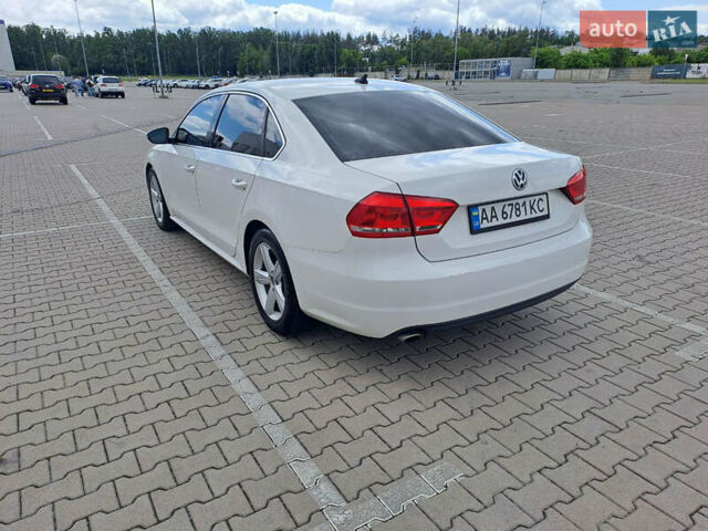Білий Фольксваген Пассат, об'ємом двигуна 2.48 л та пробігом 285 тис. км за 9000 $, фото 2 на Automoto.ua