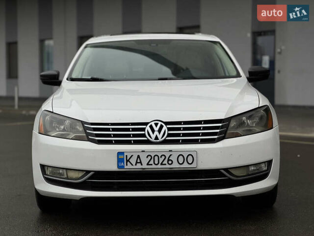 Белый Фольксваген Пассат, объемом двигателя 2.5 л и пробегом 188 тыс. км за 10590 $, фото 4 на Automoto.ua